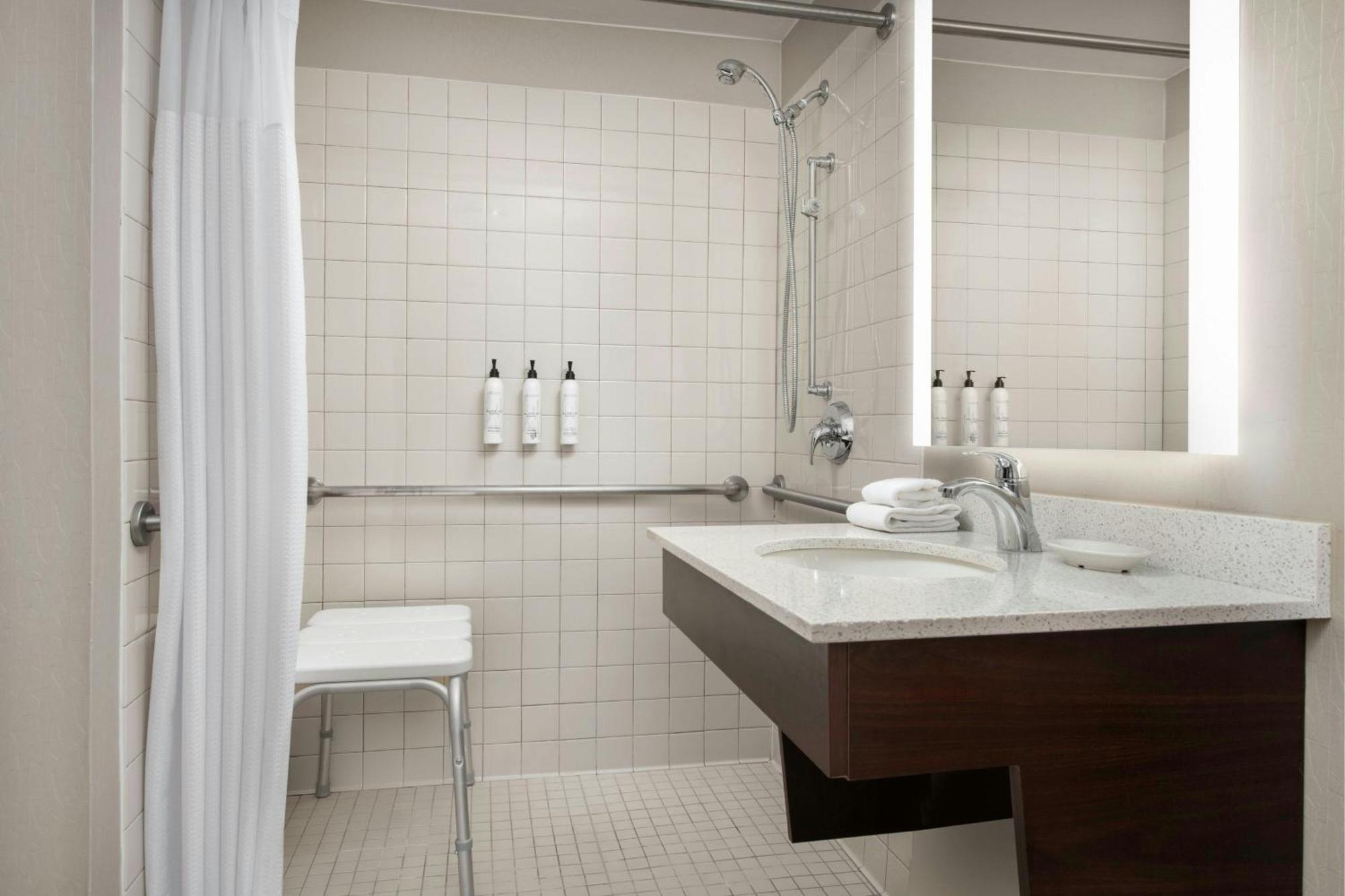 Springhill Suites By Marriott Atlanta Buckhead Esterno foto